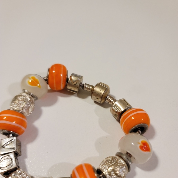 University of Tennessee Vols charm bracelet. 7" - Picture 6 of 8